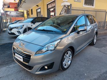 Peugeot 5008 1.6 HDi 115CV Allure 85Kw