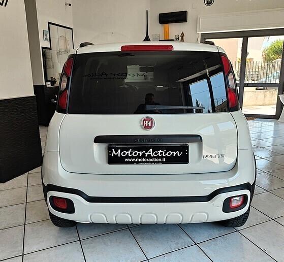 Fiat Panda 1.0 FireFly S&S Hybrid City Cross Neopatentati