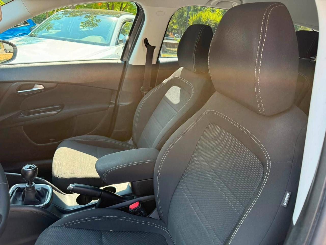 Fiat Tipo 1.6 Mjt S&S SW carplay navigatore led
