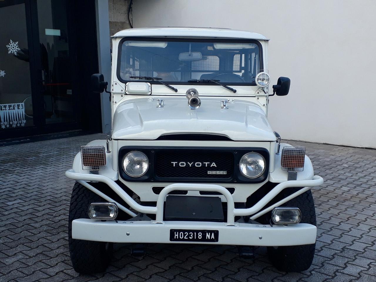 Toyota Land Cruiser BJ42