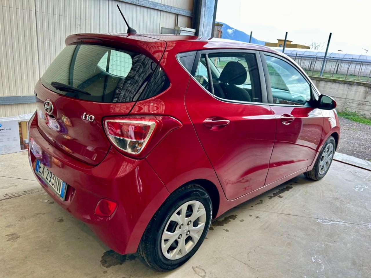 Hyundai i10 Login