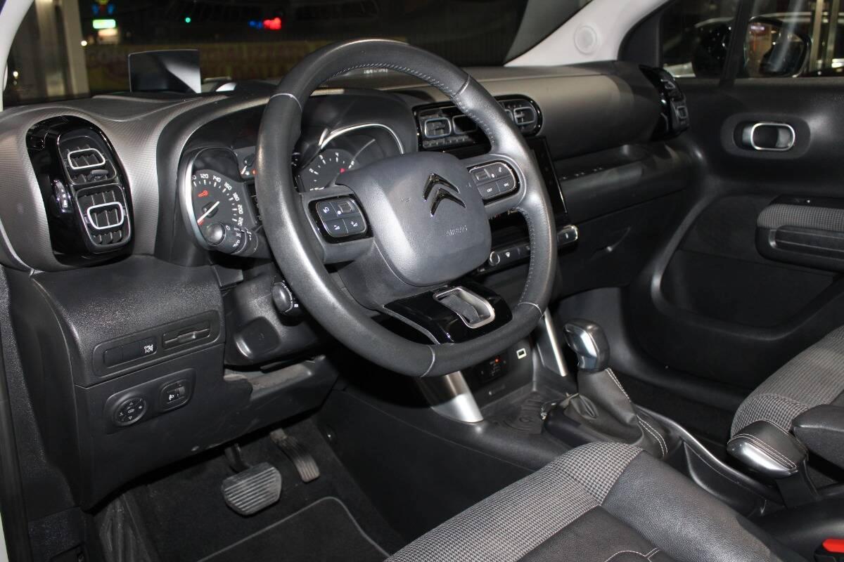 Citroen C3 Aircross 1.2 puretech Shine s&s 110cv eat6 Con NAVIGATORE