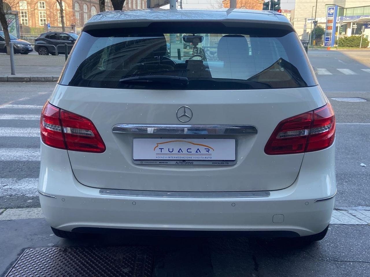 Mercedes-Benz B 180 Premium B 180 BlueEFFICI #9472