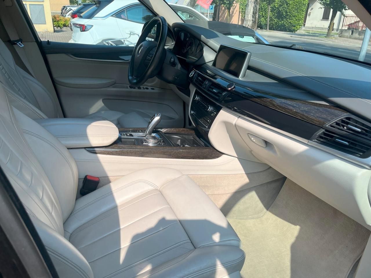 Bmw X5 xDrive30d 258CV Luxury
