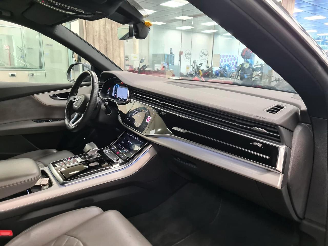 Audi Q8 50 TDI 286 CV quattro tiptronic Sport