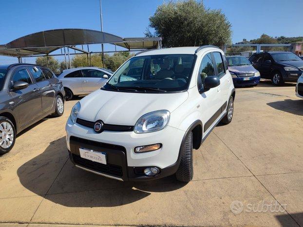 Fiat Panda 1.3 mjet 75 cv 4x4 - Neopatentati