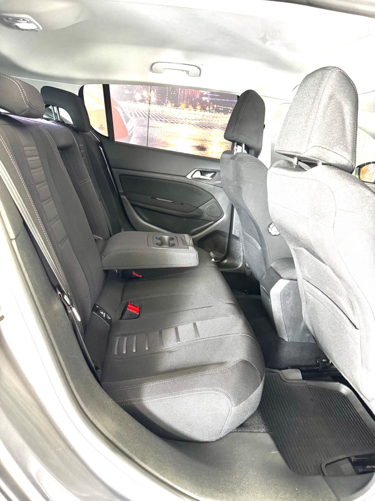 Peugeot 308 PureTech Turbo 130 CV FINANZIABILE SENZA ANTICIPO