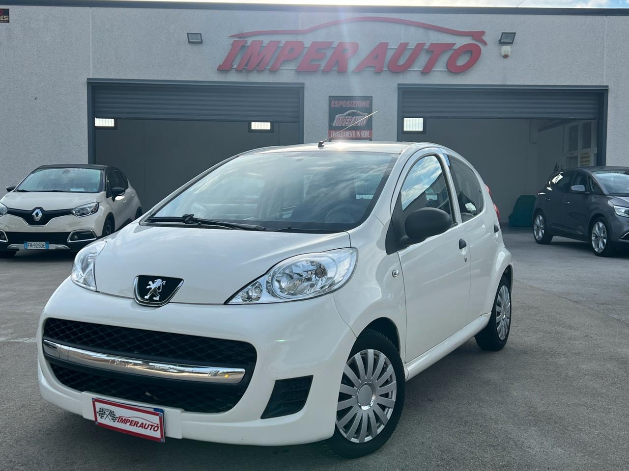Peugeot 107 1.0 Allure Tagliando e Garanzia