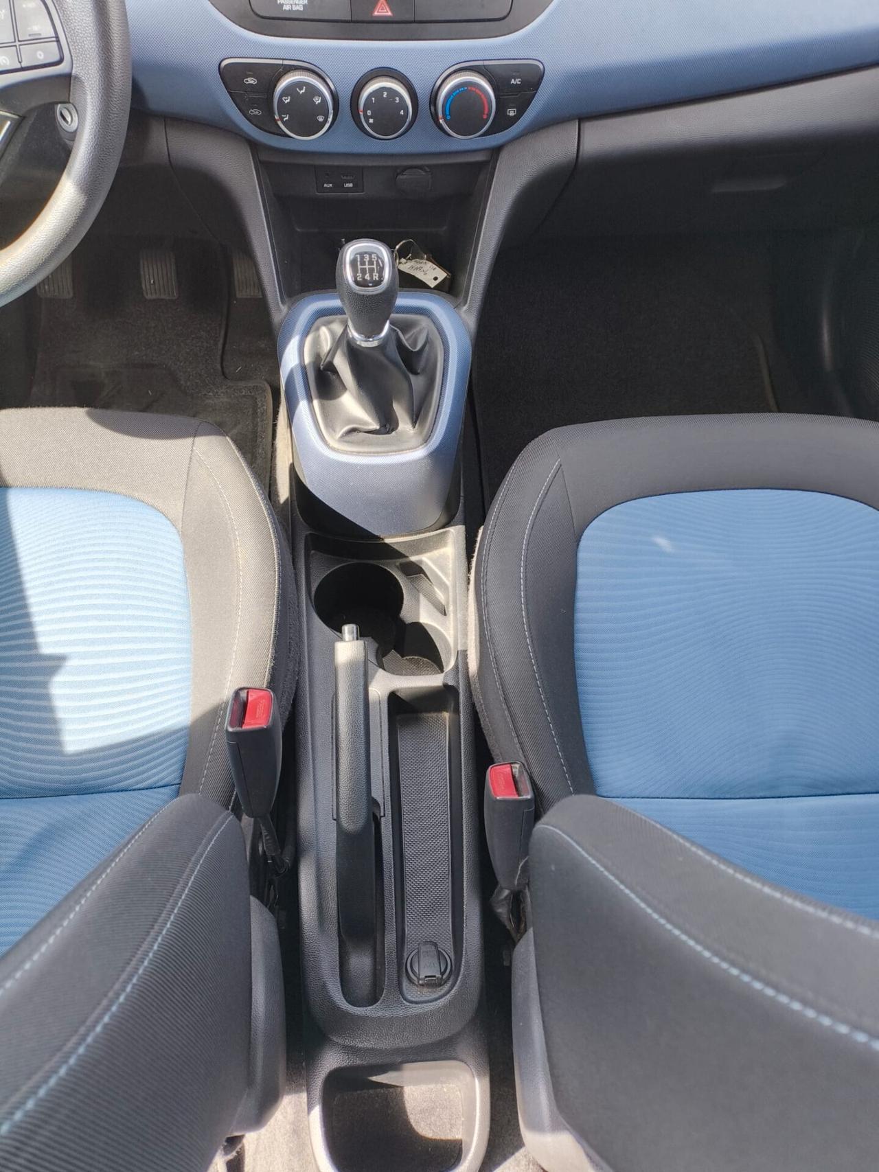 Hyundai i10 1.0 MPI Login A/T