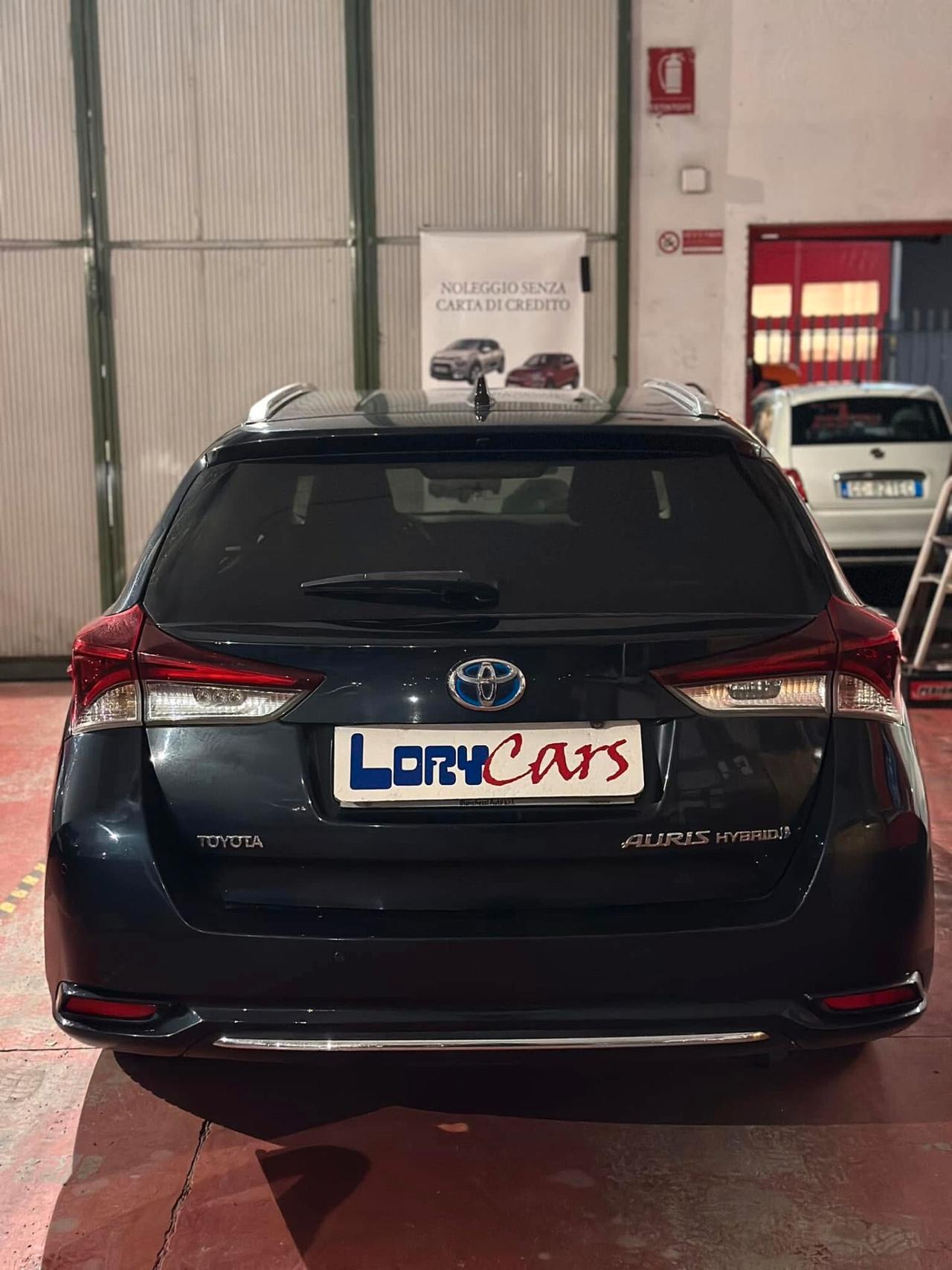 Toyota Auris Touring Sports 1.8 Hybrid Lounge