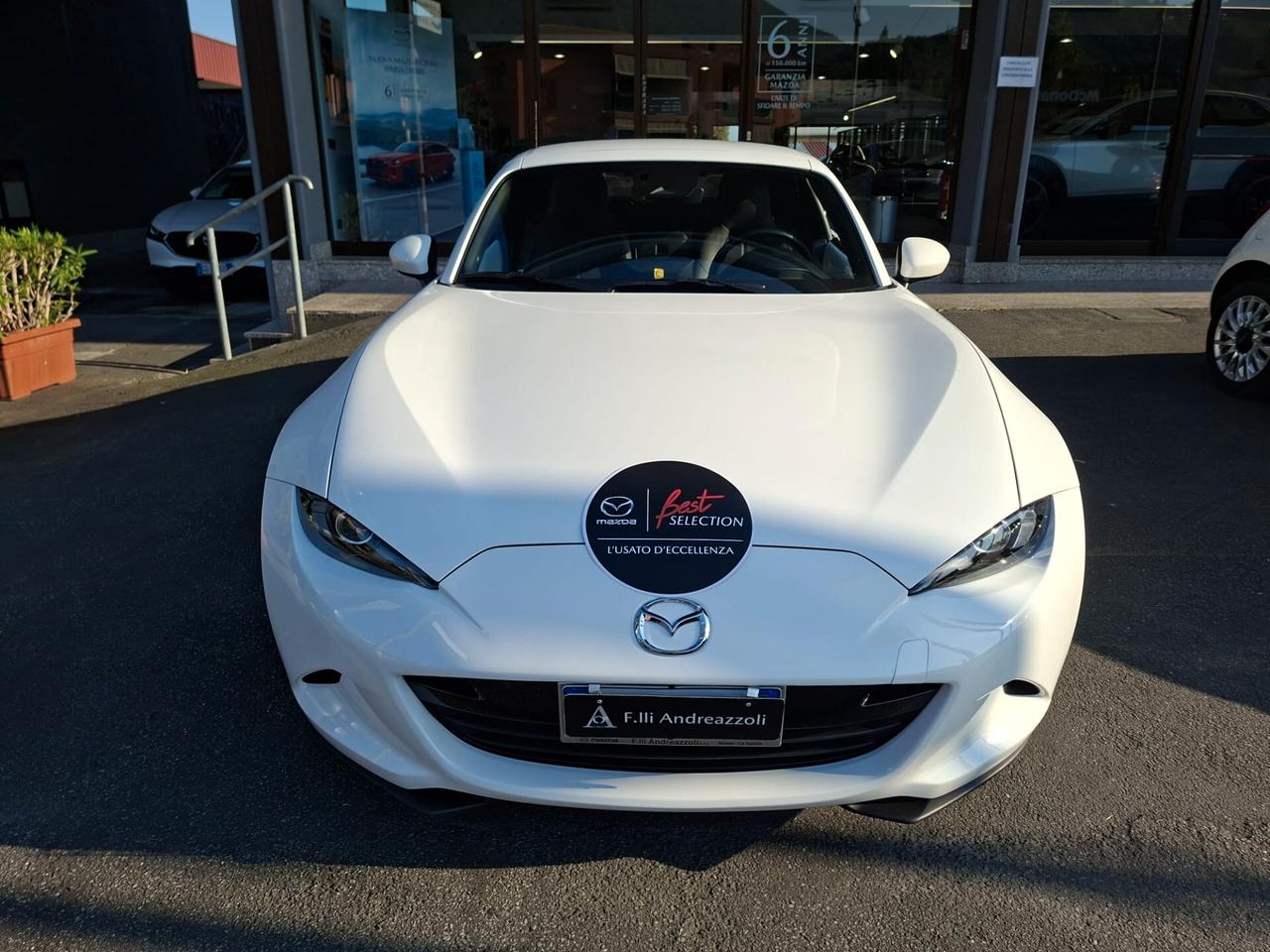 Mazda MX-5 2.0L Skyactiv-G RF Exclusive-Line
