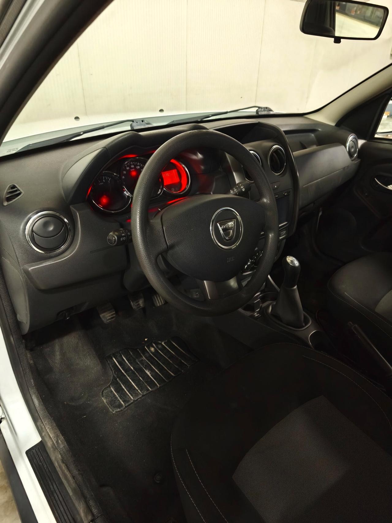 Dacia Duster 1.6,4x2 Serie Limitata Urban Explorer