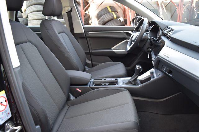 AUDI Q3 40 TDI quattro S tronic Business *TETTUCCIO*