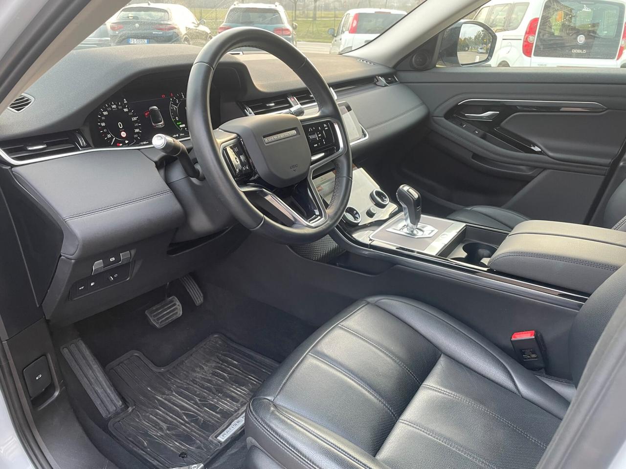 Land Rover Range Rover Evoque 1.5 I3 P300E PHEV AWD Auto SE