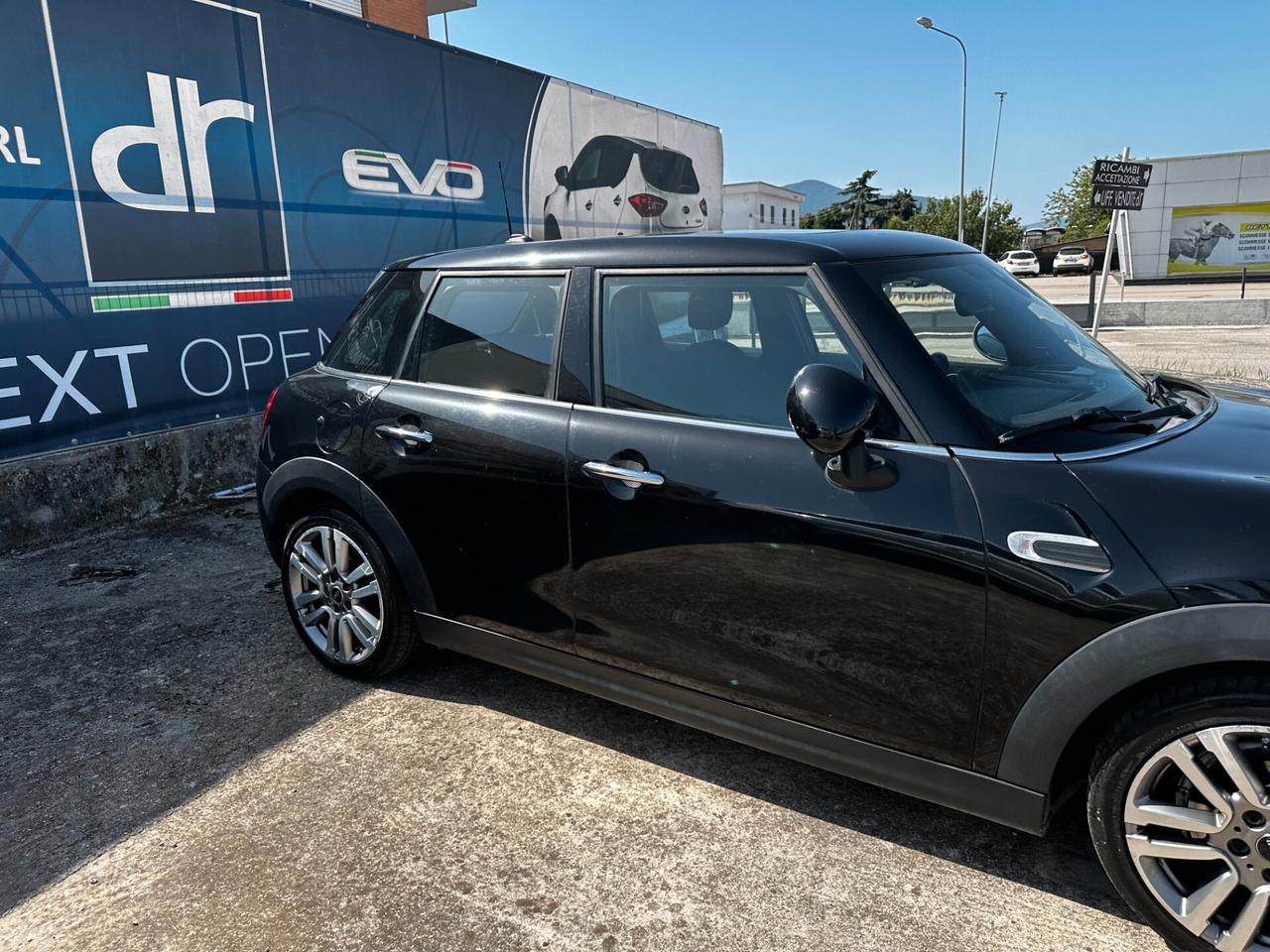 Mini 1.5 Cooper D Hype