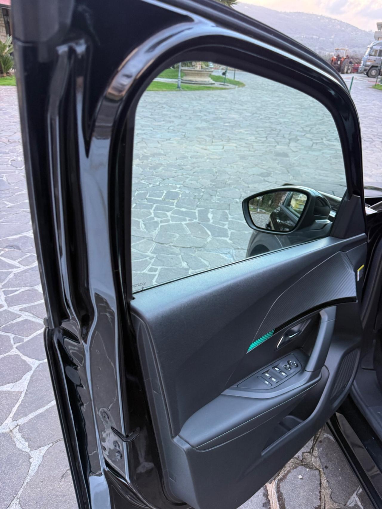 Peugeot 2008 1.5 Diesel EAT8 GT Pack uni proprietario