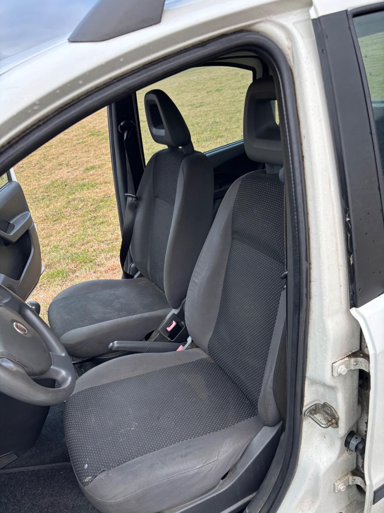 Fiat Panda 1.3 MJT 4x4 turbodiesel meccanica perfetta catena distribuzione sostituita da poco