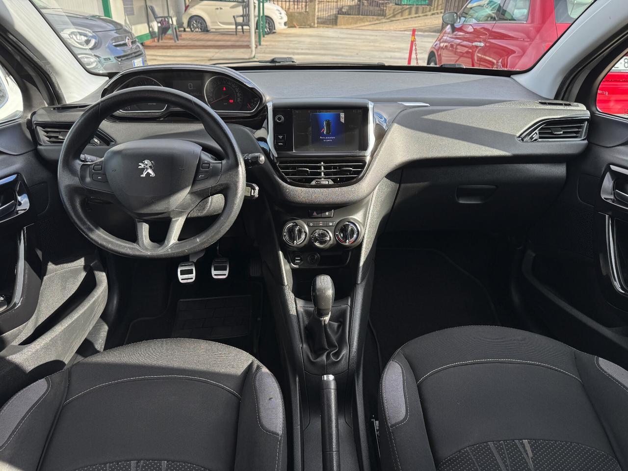 Peugeot 208 1.2 82CV Allure/2014