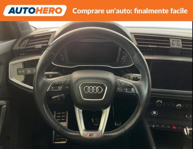 AUDI Q3 35 TDI S line edition
