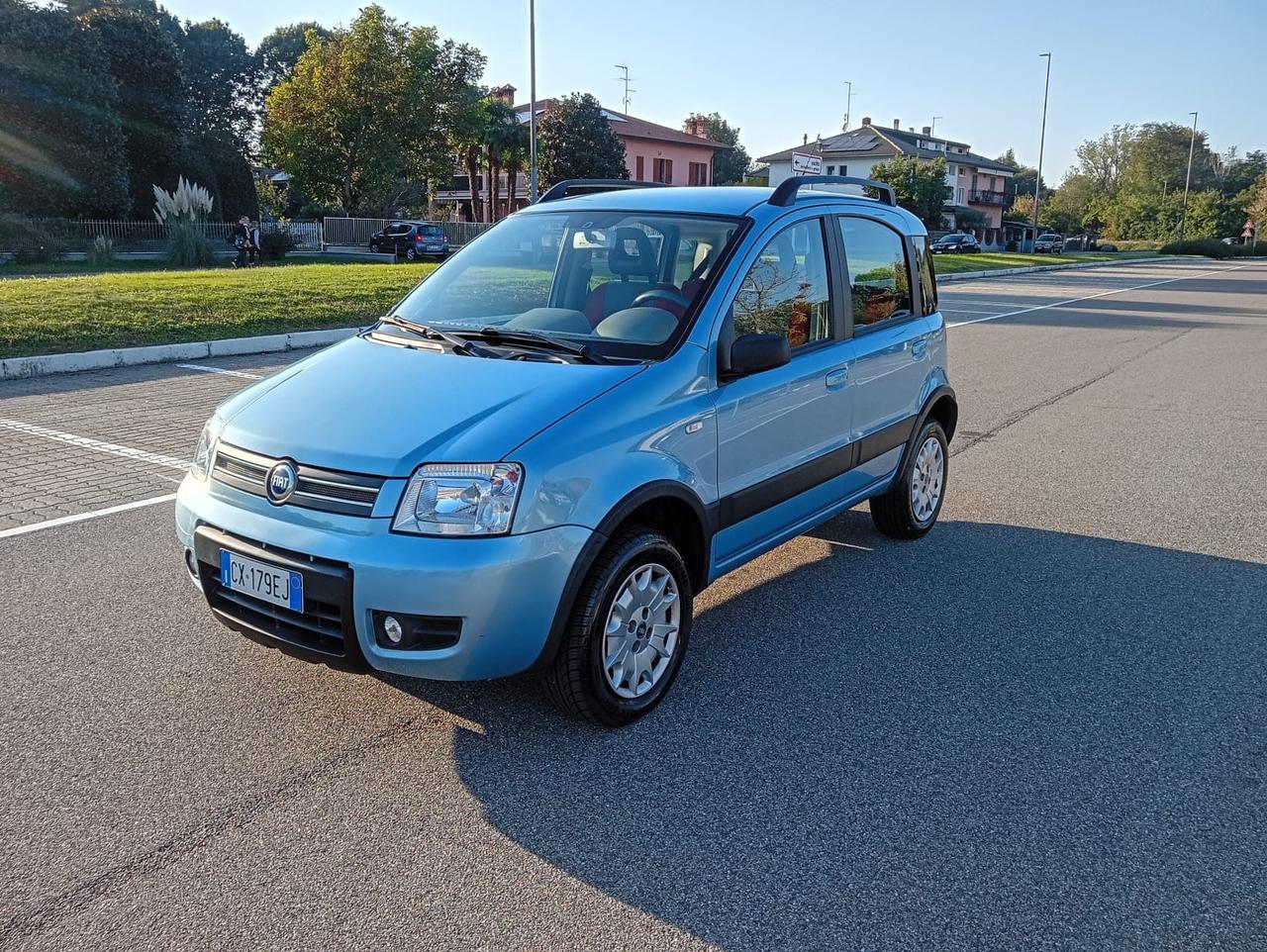 Fiat Panda 1.2 4x4 Climbing*Clima*Sensori*Aux*Usb