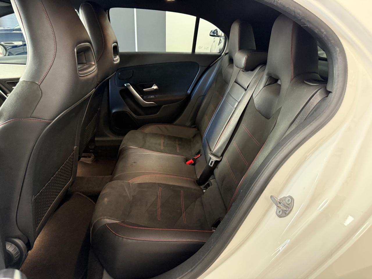 Mercedes-benz A 180 d Premium AMG LINE