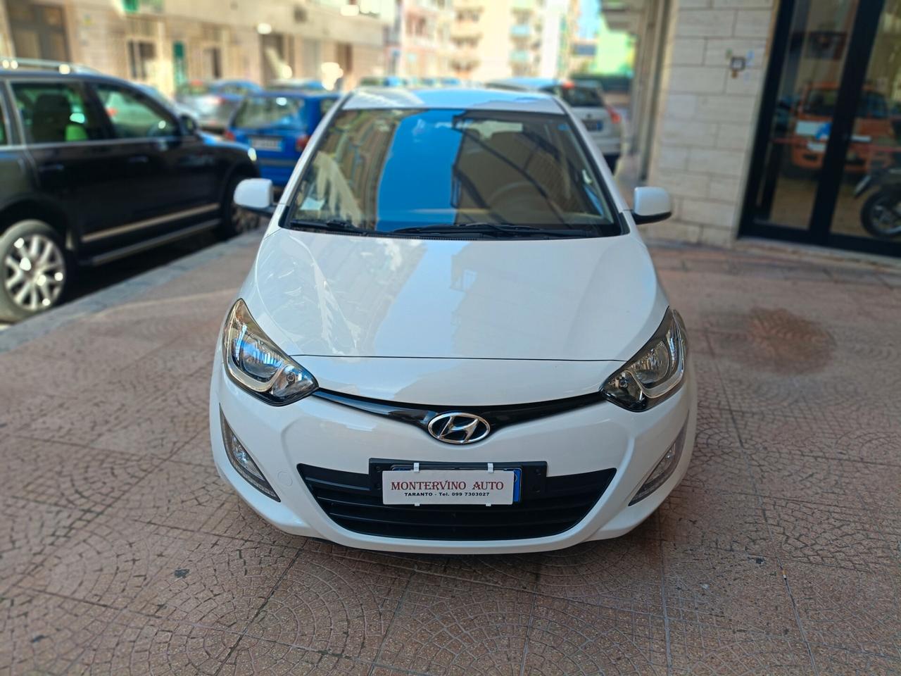 Hyundai i20 1.1 CRDi 5p.-NEOPATENTATI-Euro 7990