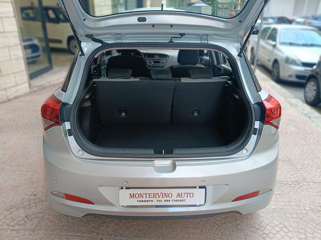 HYUNDAI I20 1.1 Diesel 75CV-NEOPATENTATI-Euro7790