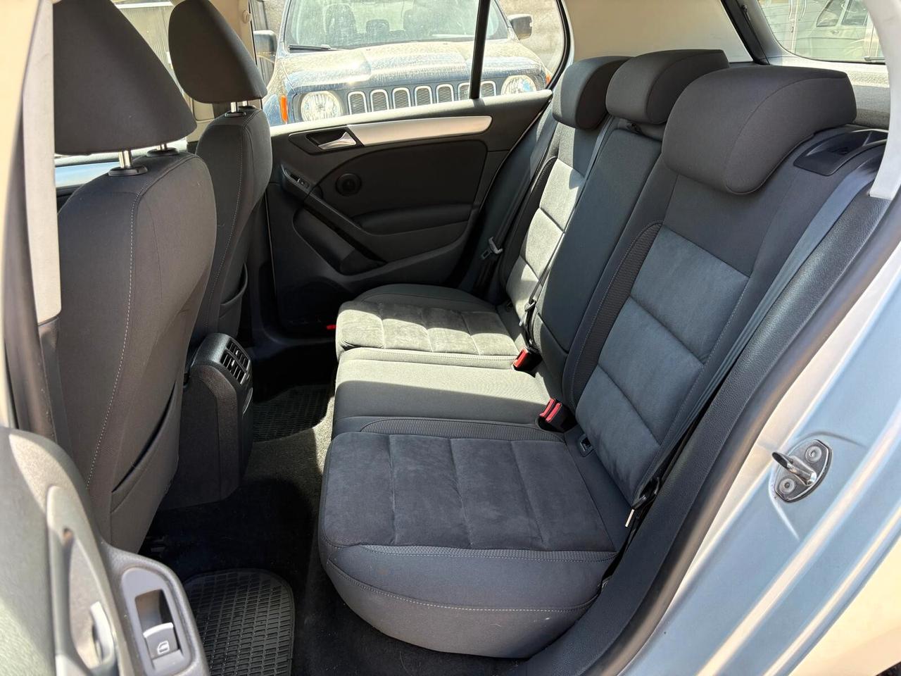 Volkswagen Golf 1.6 TDI Highline 105CV