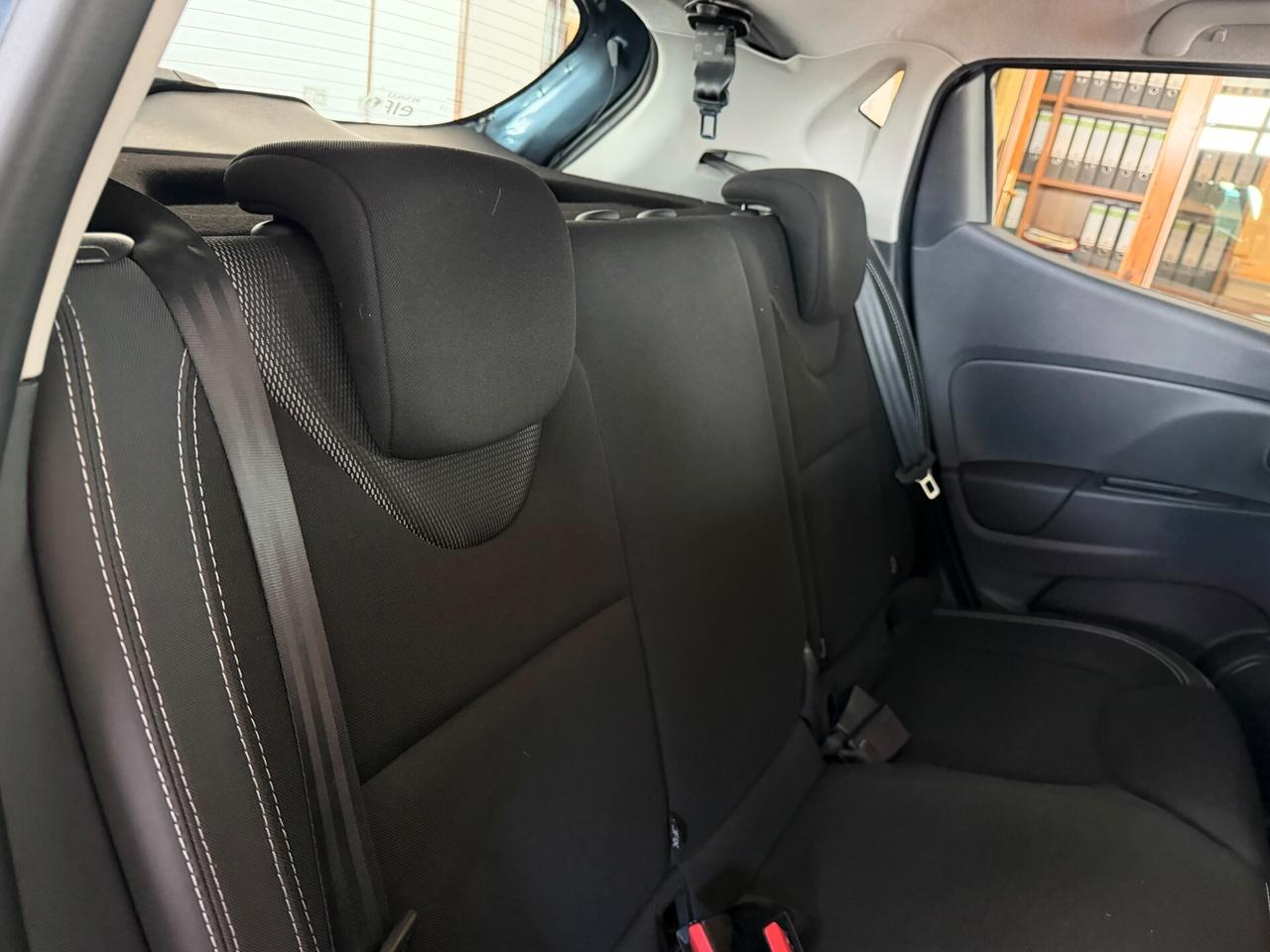 Renault Clio 1.5 DCI 90 cv. ENERGY BUSINESS (Nav)