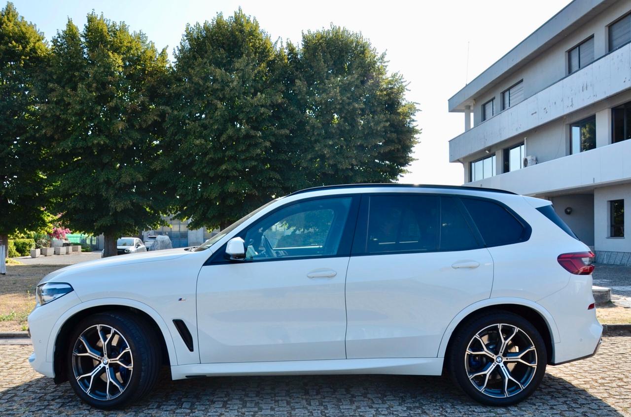BMW X5 XDRIVE30d MSPORT 265cv AUTO, UFF ITALIANA, SERVICE DIMOSTRABILI, IVA ESPOSTA, TETTO, GANCIO TRAINO, MULTI BEAM, PERMUTE