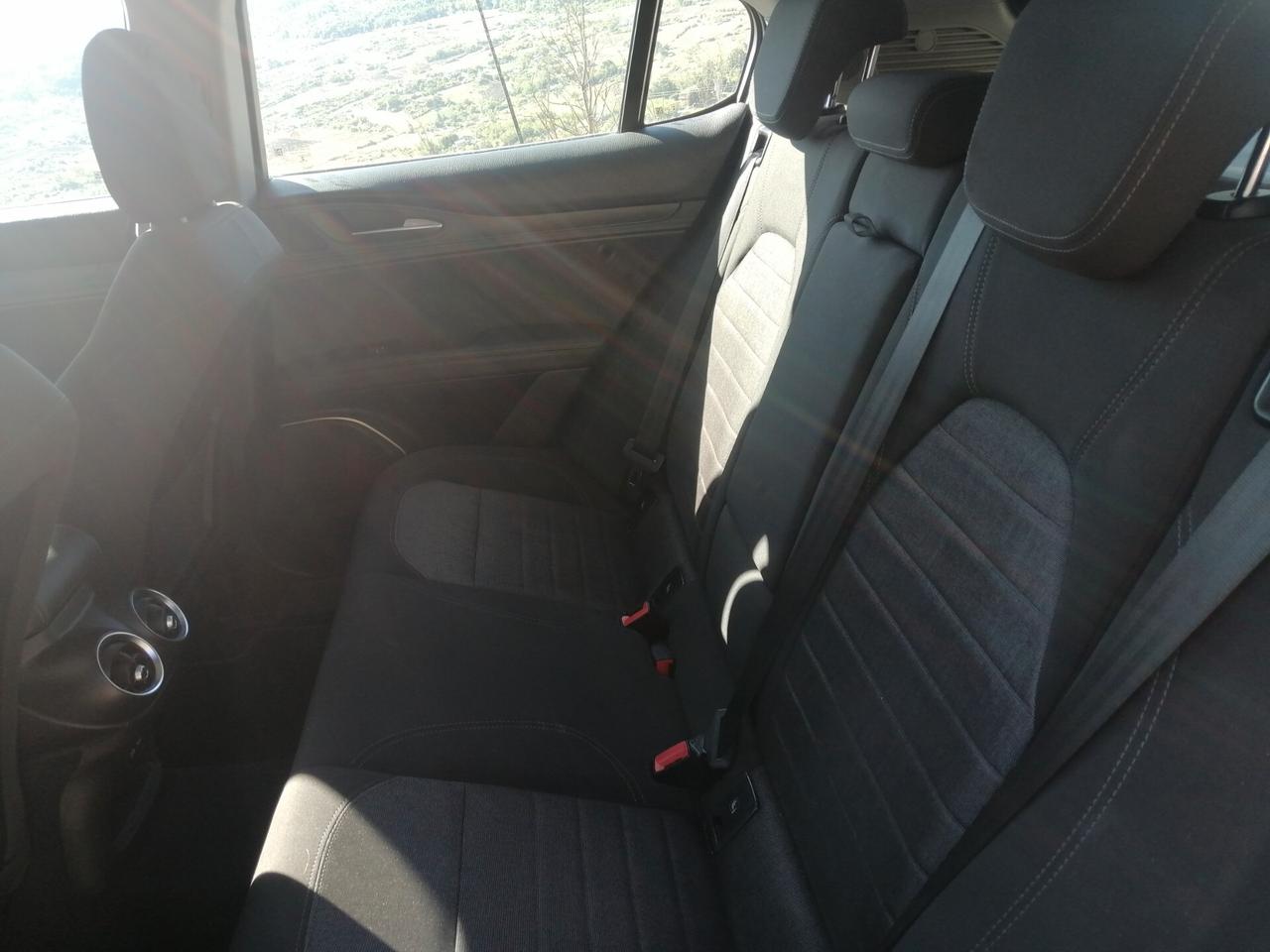 Alfa Romeo Stelvio 2.2 MJl 180 CV AT8 Super