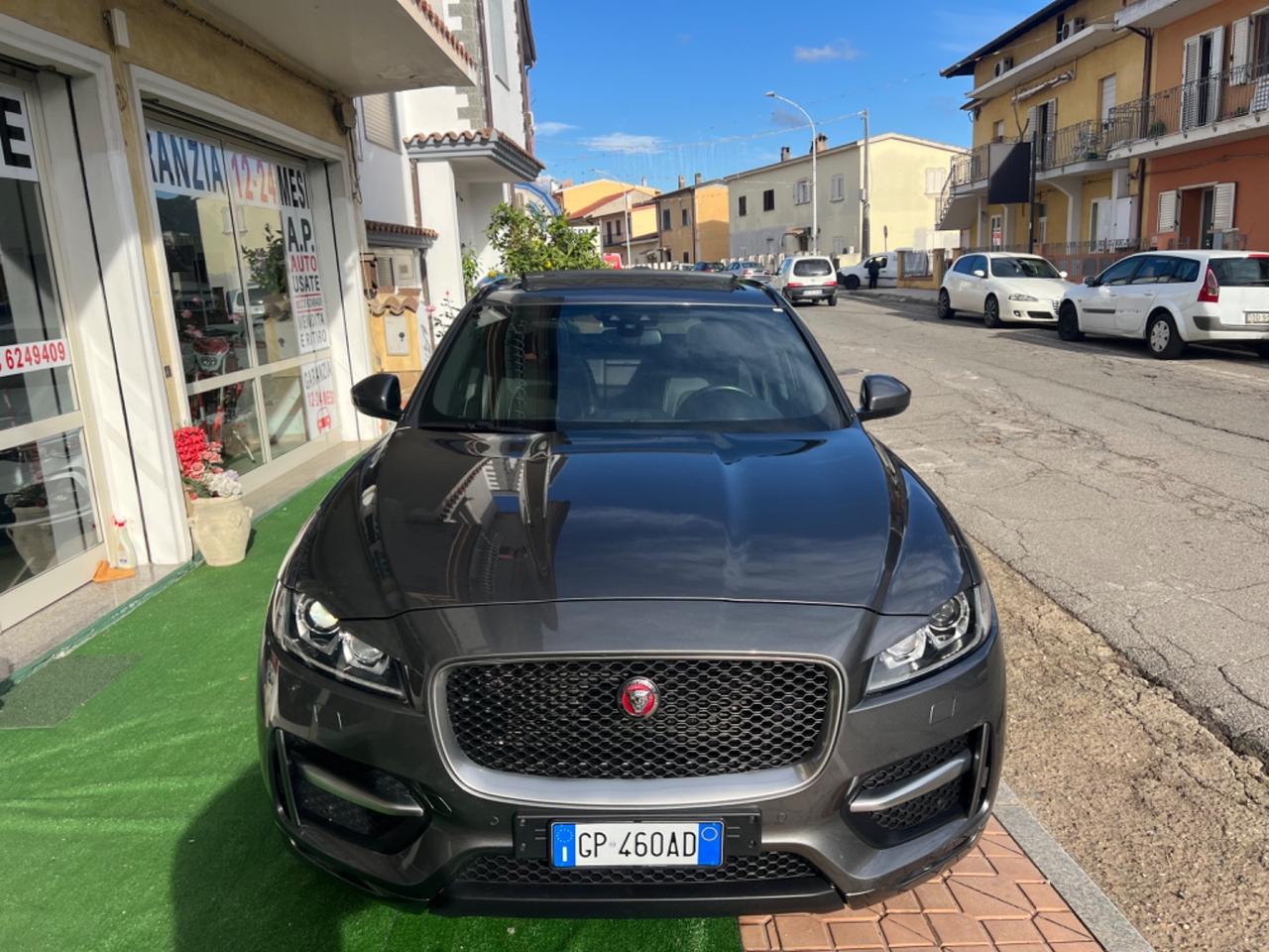 Jaguar F-Pace 2.0 D 240 CV AWD aut. R-Sport