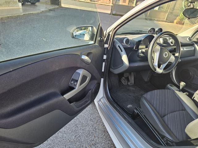 SMART ForTwo 1000 52 kW MHD coupé pulse