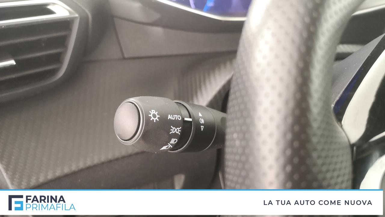 PEUGEOT 2008 II 2023 - 2008 gt hybrid 136