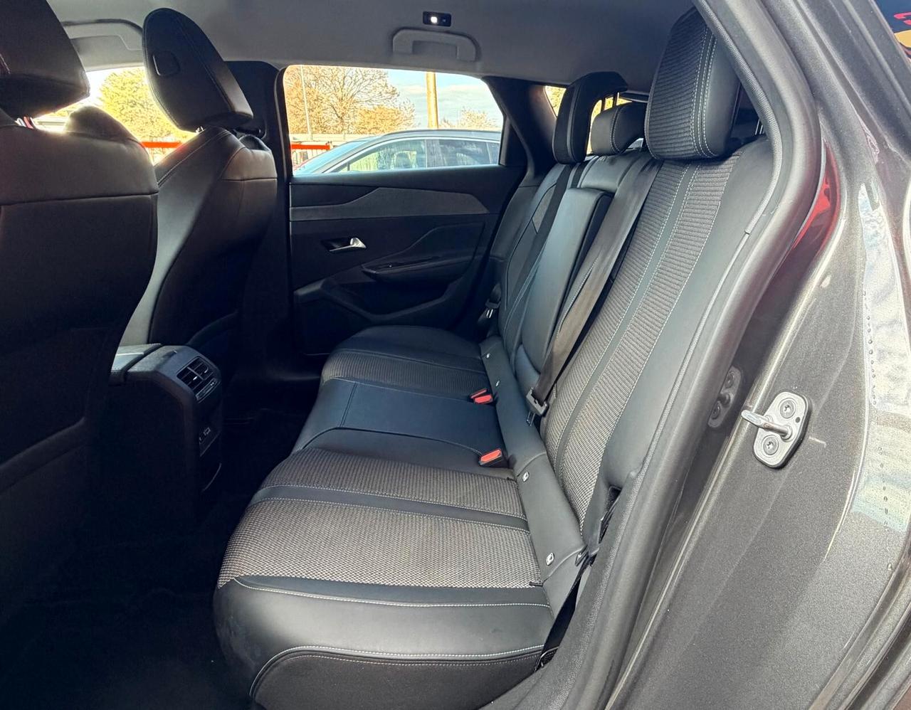 Peugeot 308 BlueHDi 130 S&S EAT8 SW GT