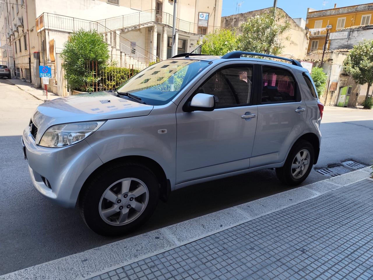 Daihatsu Terios 1.5 BENZINA 105CV 4WD 4X4 PERFETTA