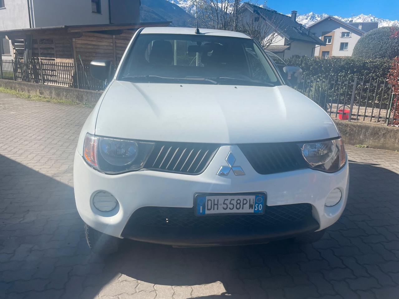 Mitsubishi L200 2.5 DI-D/136CV Single Cab Inform