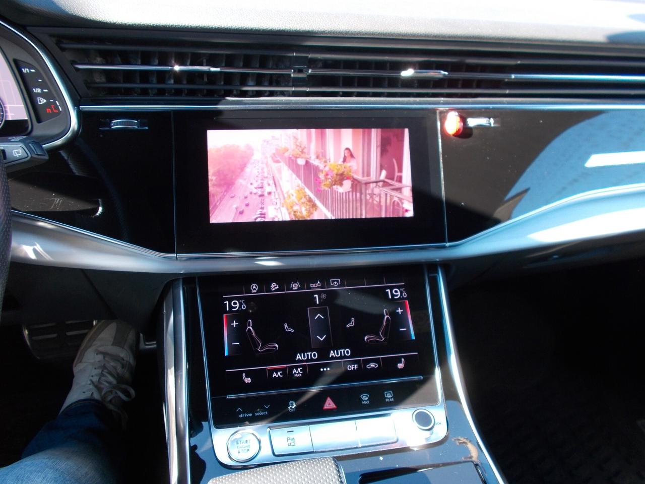 Audi Q8 50 TDI 286 CV QUATTRO 3 X S-LINE