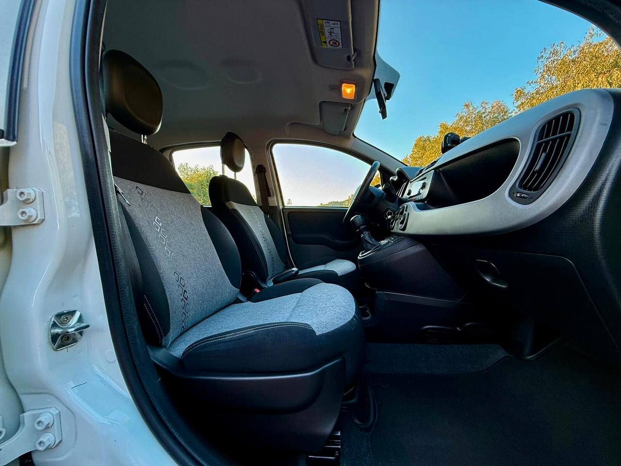 FIAT PANDA 1.2 LOUNGE UNI PROPRIETARIO