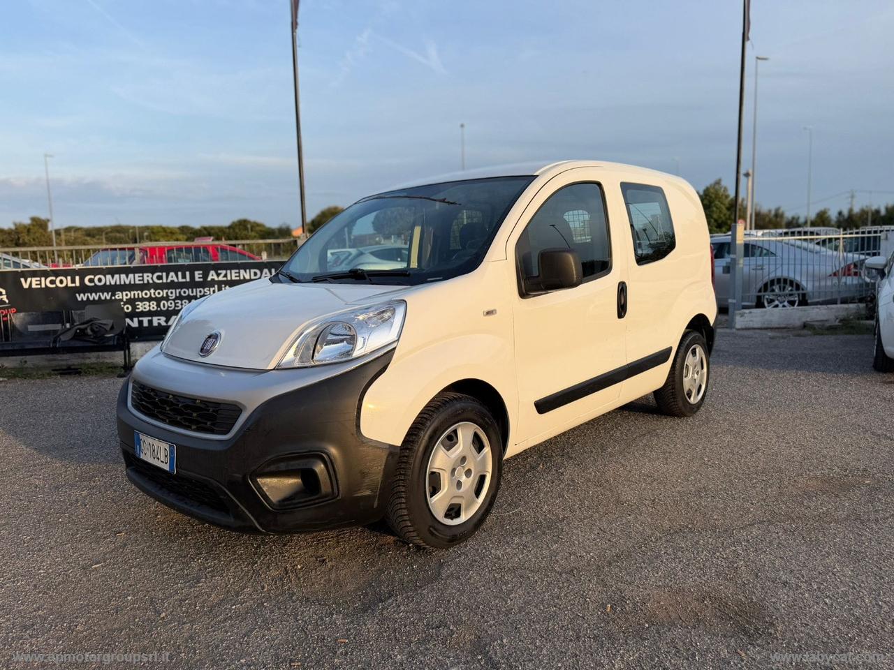 Fiorino 1.3 MJT 95CV Cargo SX SEMIVETRATO