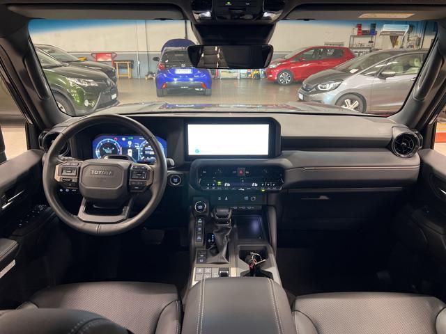 TOYOTA Land Cruiser 2.8 D4D A/T AWD Adventure