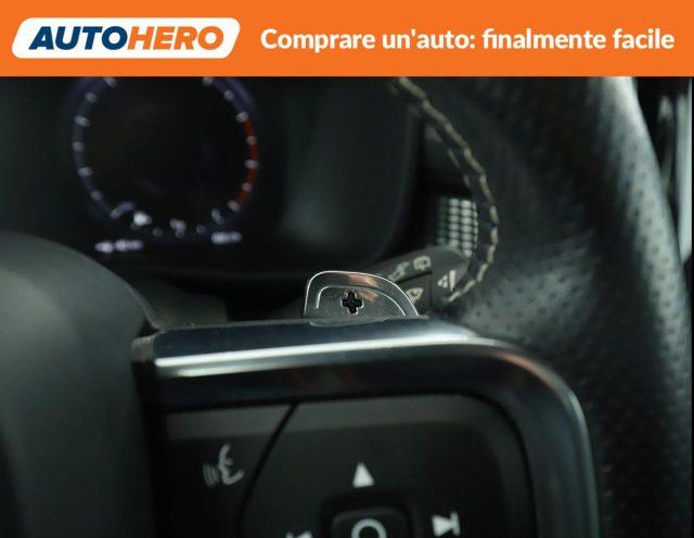 VOLVO XC40 T5 AWD Geartronic R-design