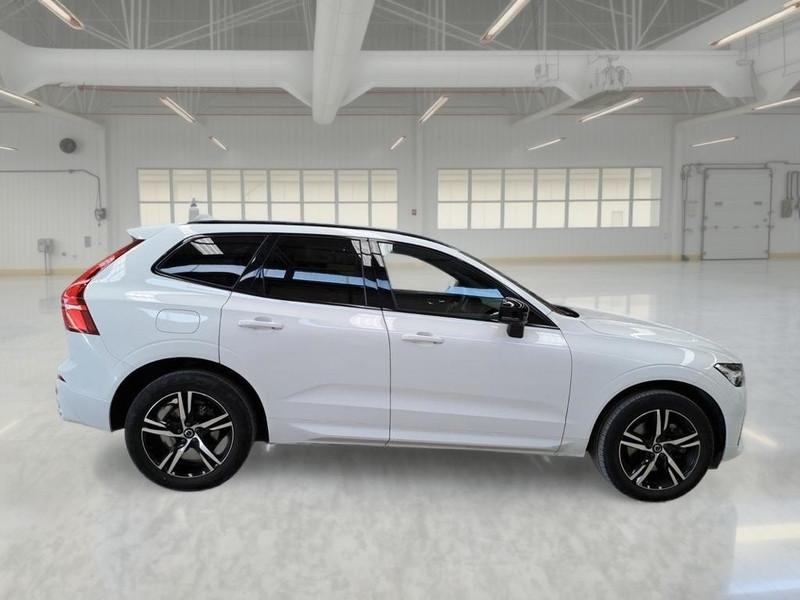 VOLVO XC60 B5 D AWD automatico R-Design