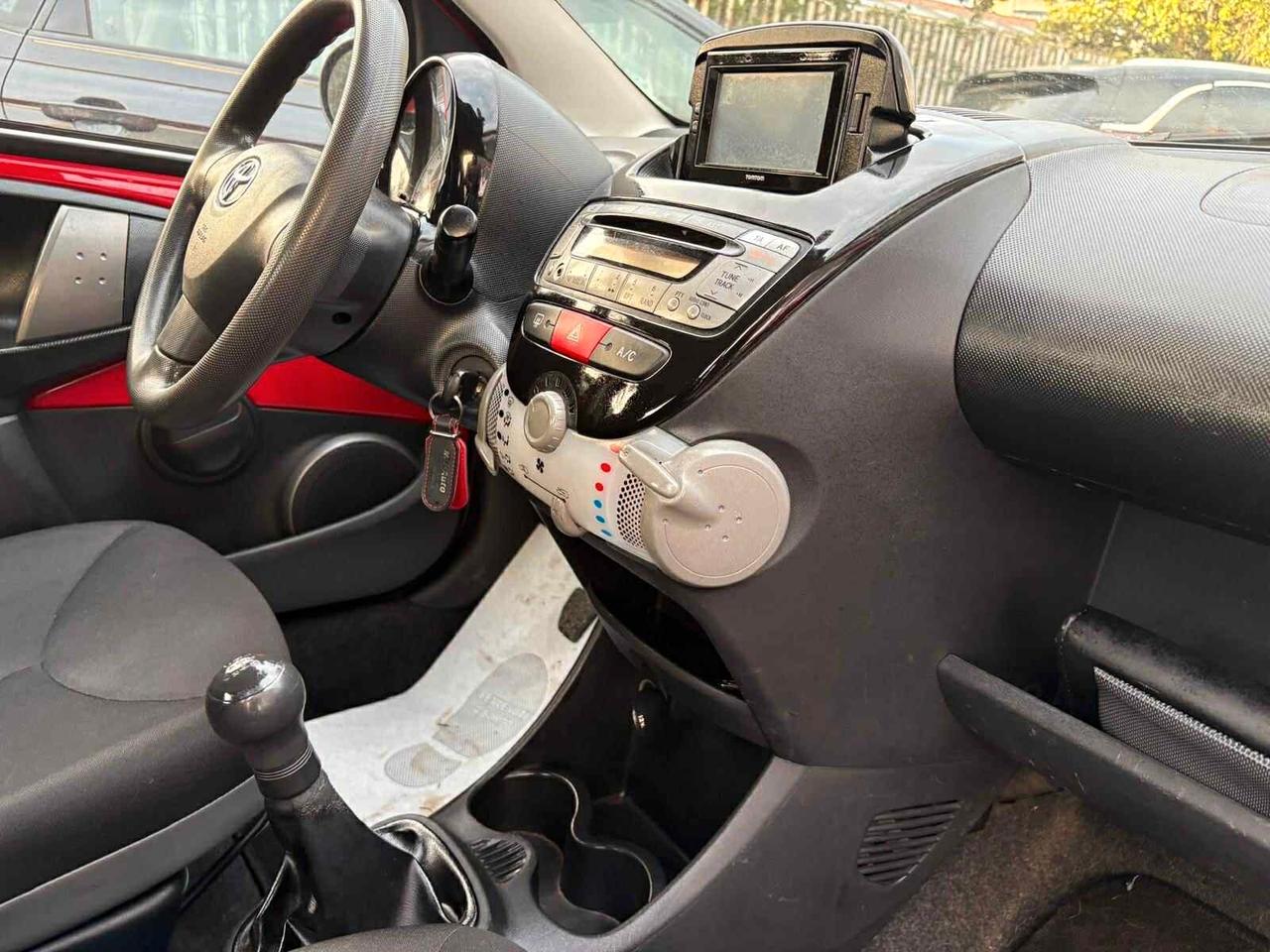 Toyota Aygo 1.0 12V VVT-i 5 porte Lounge Connect
