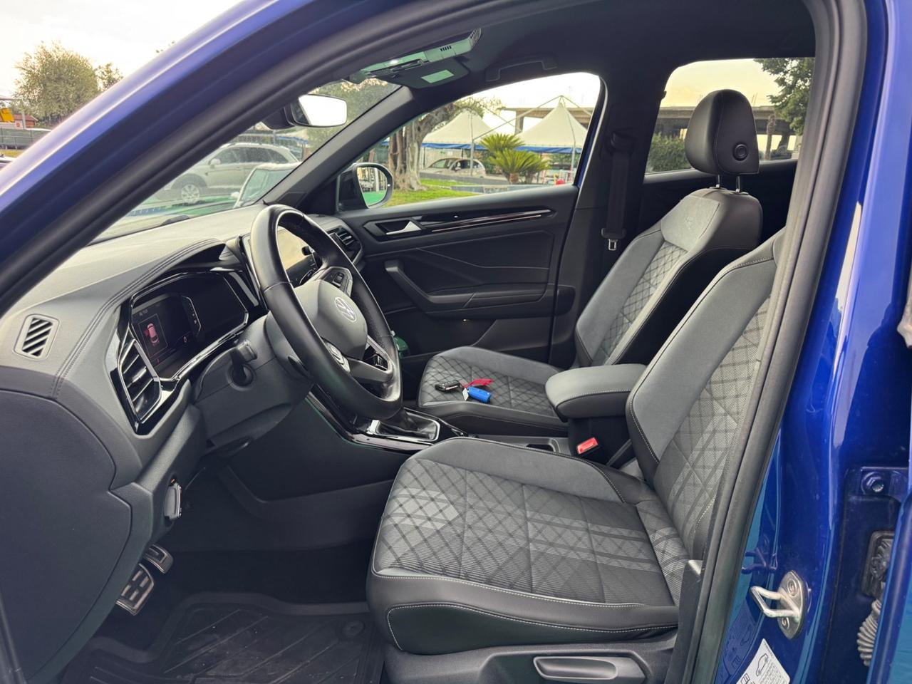 Volkswagen T-Roc 1.5 TSI ACT DSG R-Line