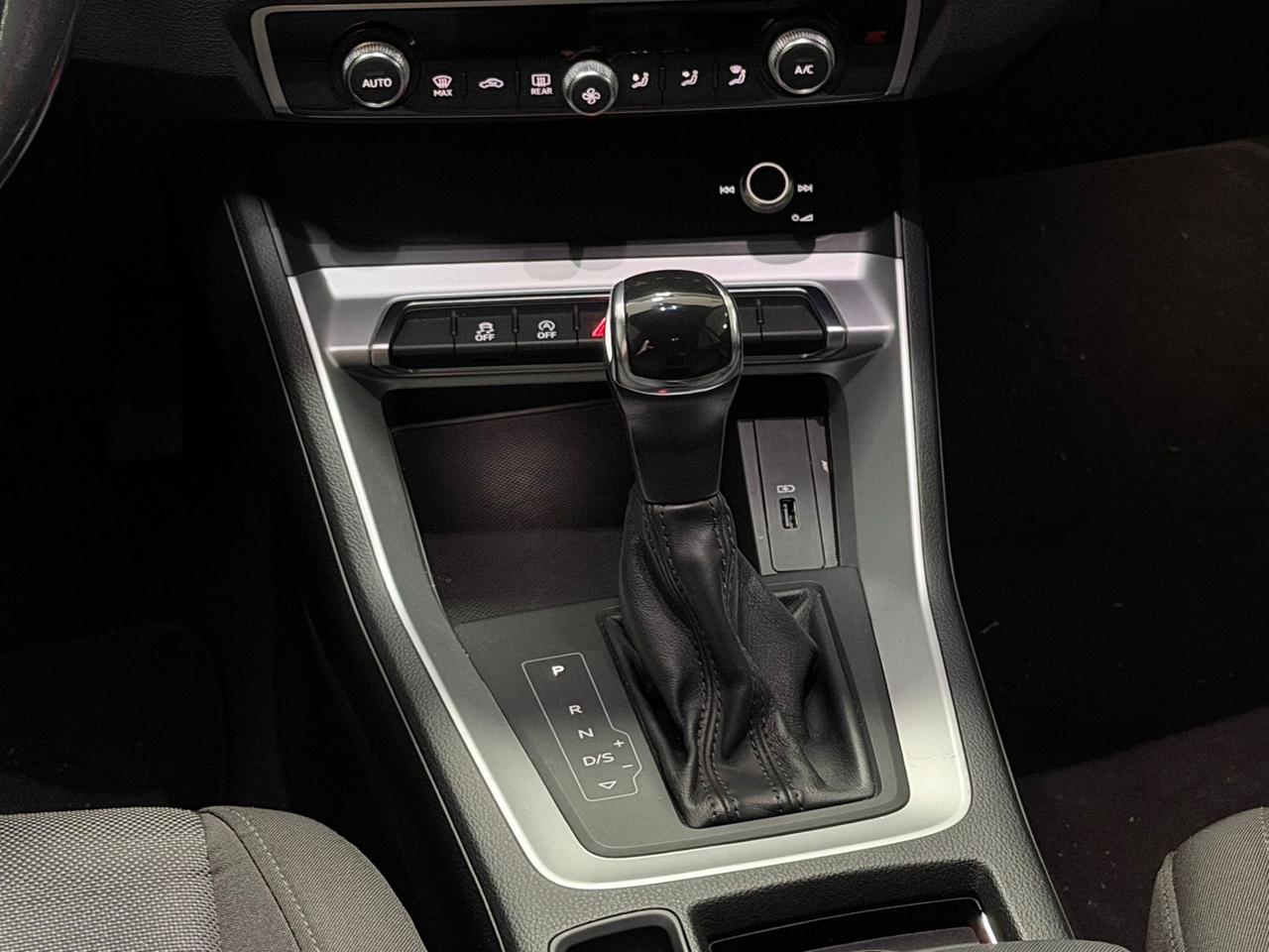 Audi Q3 2.0 TDI 150 CV *AUTOMATICA* S-LINE EDITION 2019