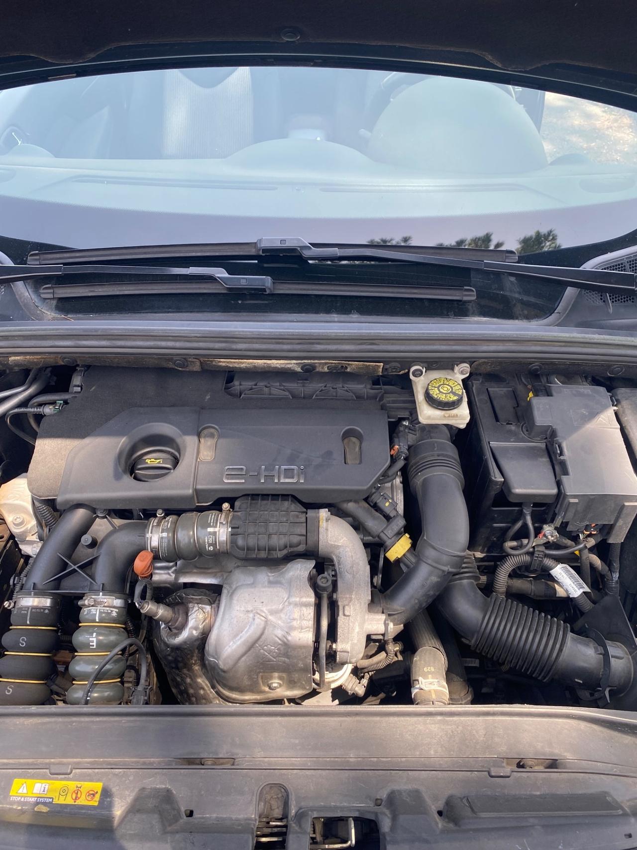 Peugeot 308cc 1.6 HDI Anno 2013 60000 Km