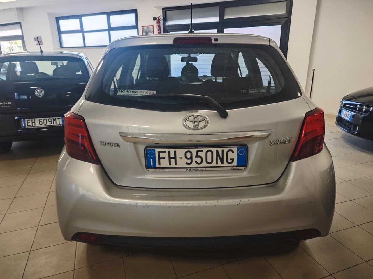 Toyota Yaris 1.5 5 porte Lounge