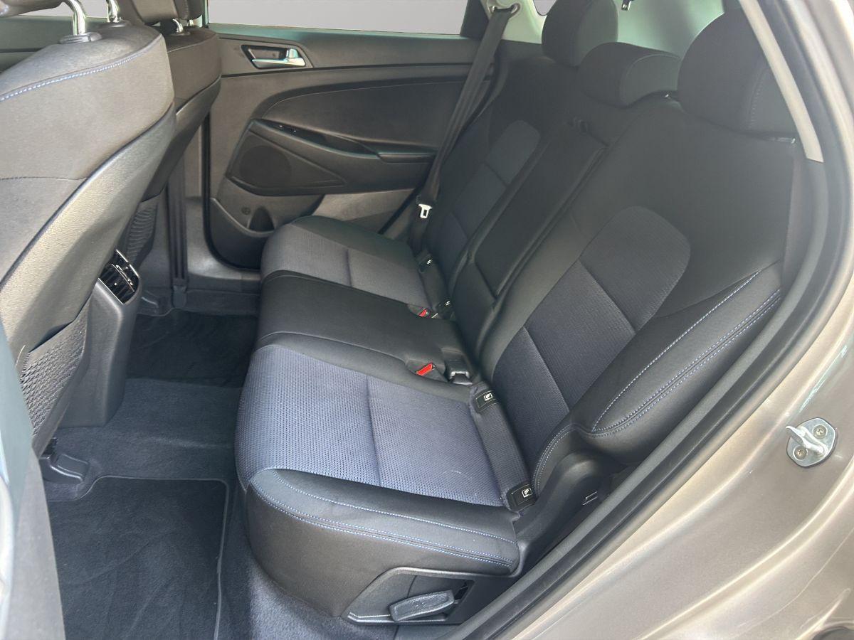 HYUNDAI - Tucson - 1.7 CRDi 116CV XPossible NAVI TELECAMERA