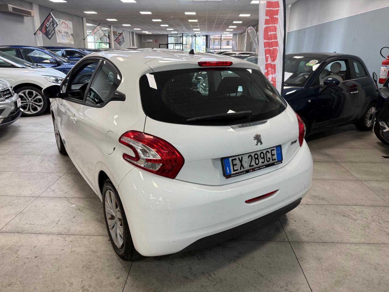 Peugeot 208 PureTech 82 3 porte Active Ok Neopatentati